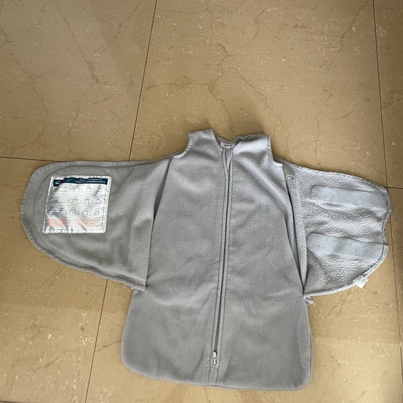 Gray Fleece Halo Sleepsack Swaddle - Picture 3 of 5